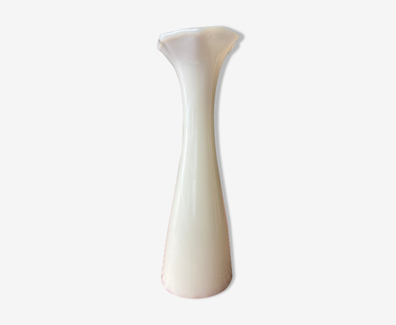 Vase opaline blanc vintage