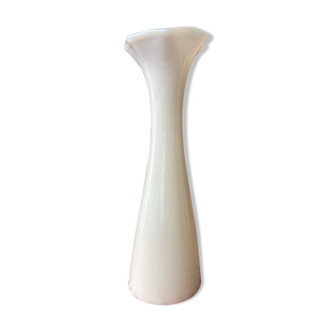 Vase opaline blanc vintage