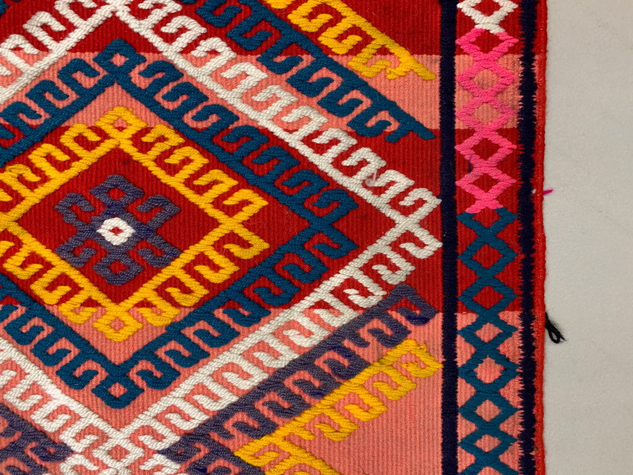 Vintage turkish mini kilim 106x47 cm