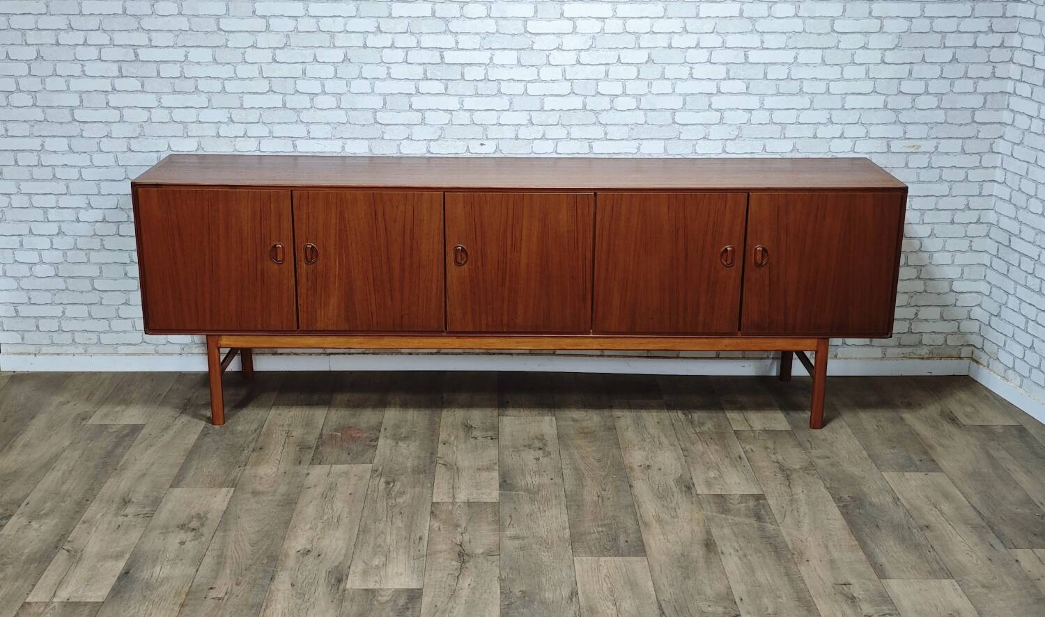 Vintage Scandinavian sideboard Fristho 1970