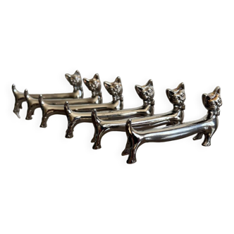 Cat knife covered holder in silver metal