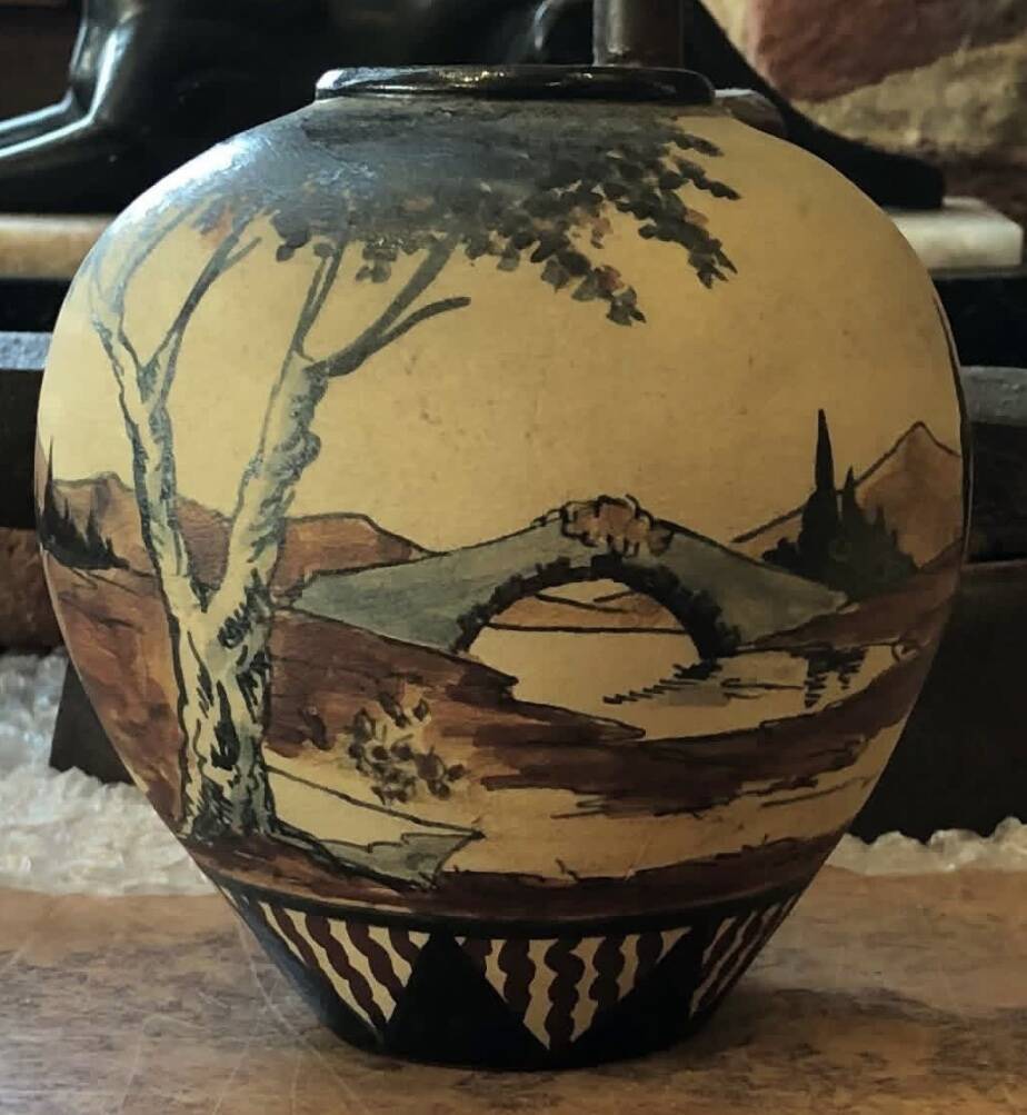 Stoneware vase from Ciboure