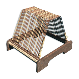 Wooden vinyl holders
