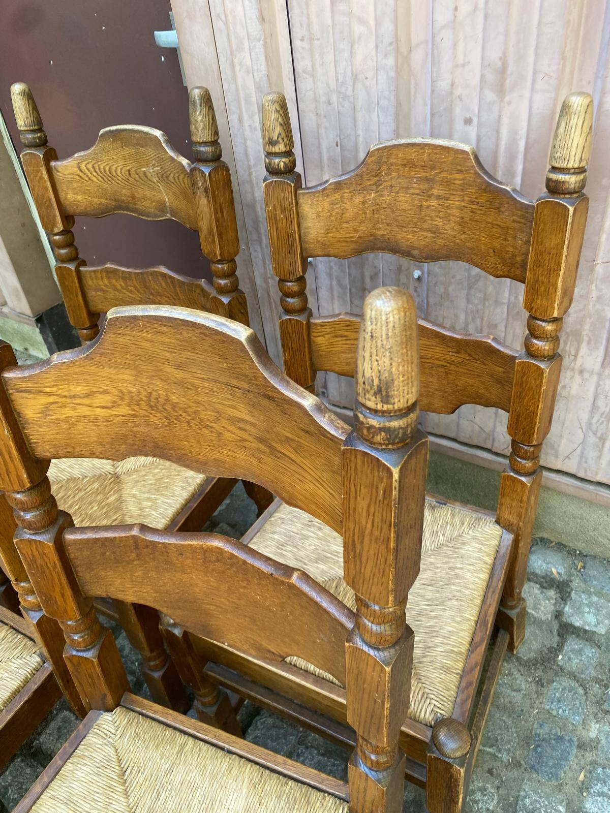 4 chaises à manger bois massif et paille 1960