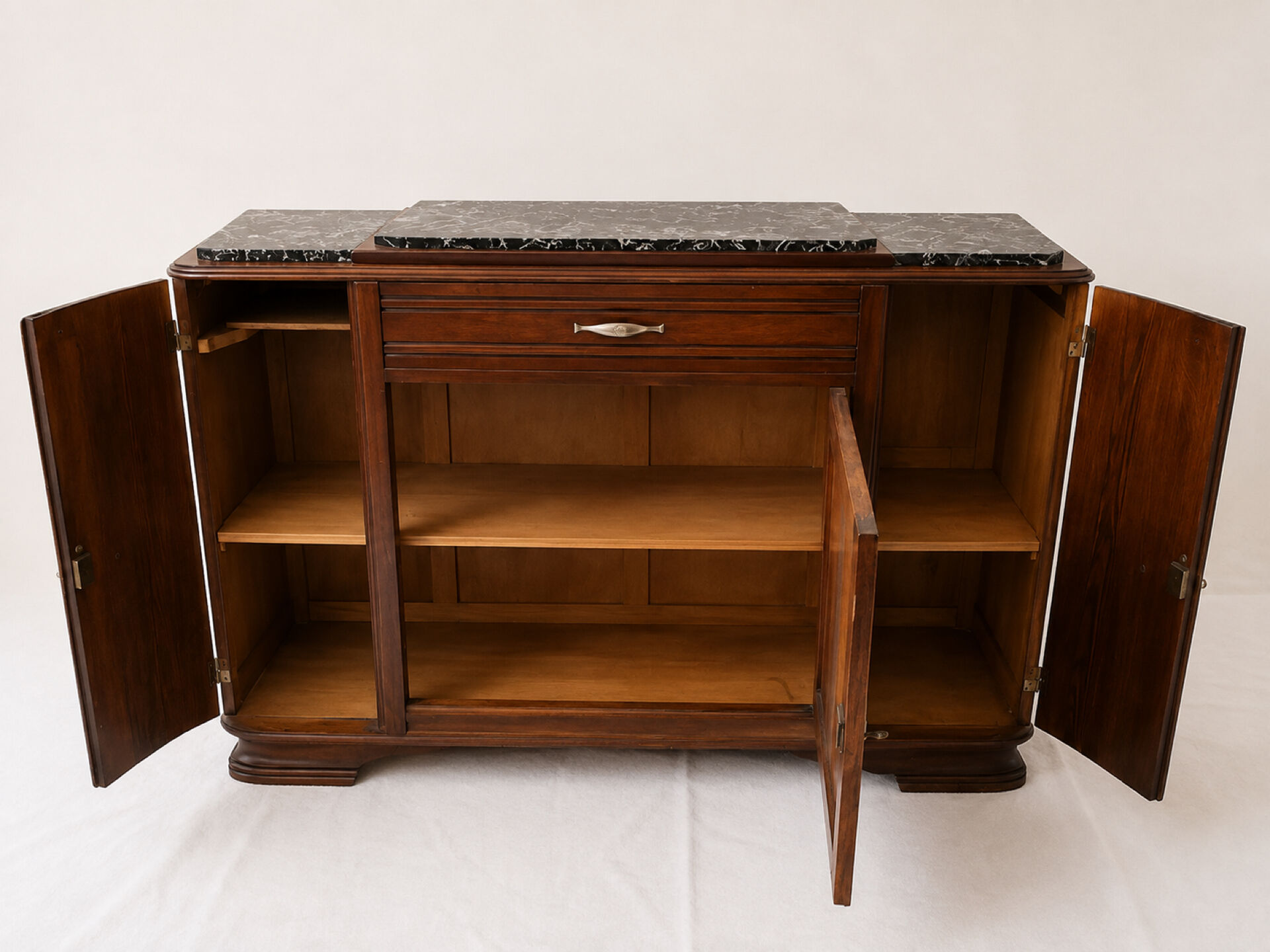 Art Deco buffet in carved wood and black marble, 1930s