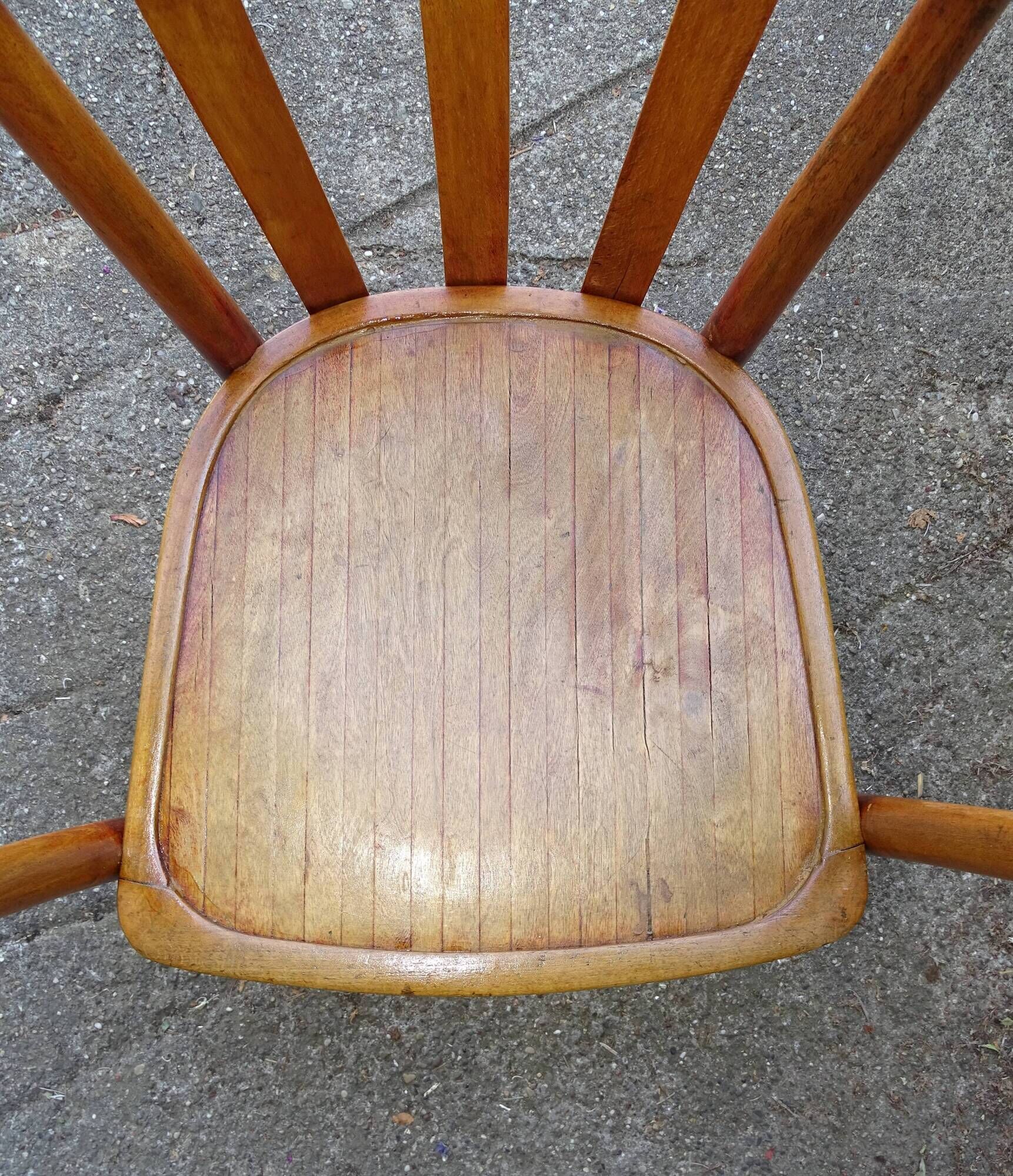 Fauteuil de bureau, bois blond, vers 1930, assise bois