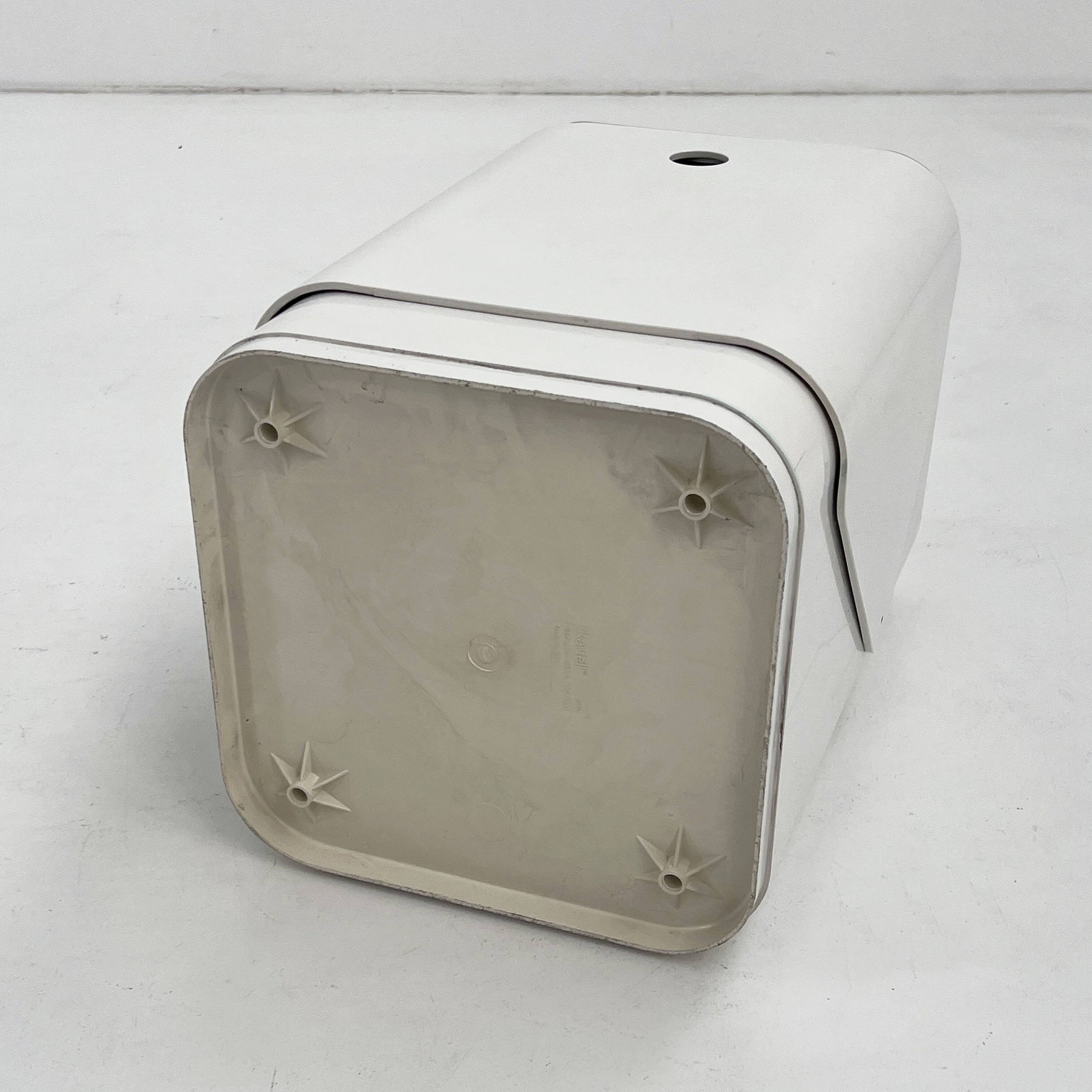 Storage furniture, laundry basket by Anna Castelli for Kartell, 1970