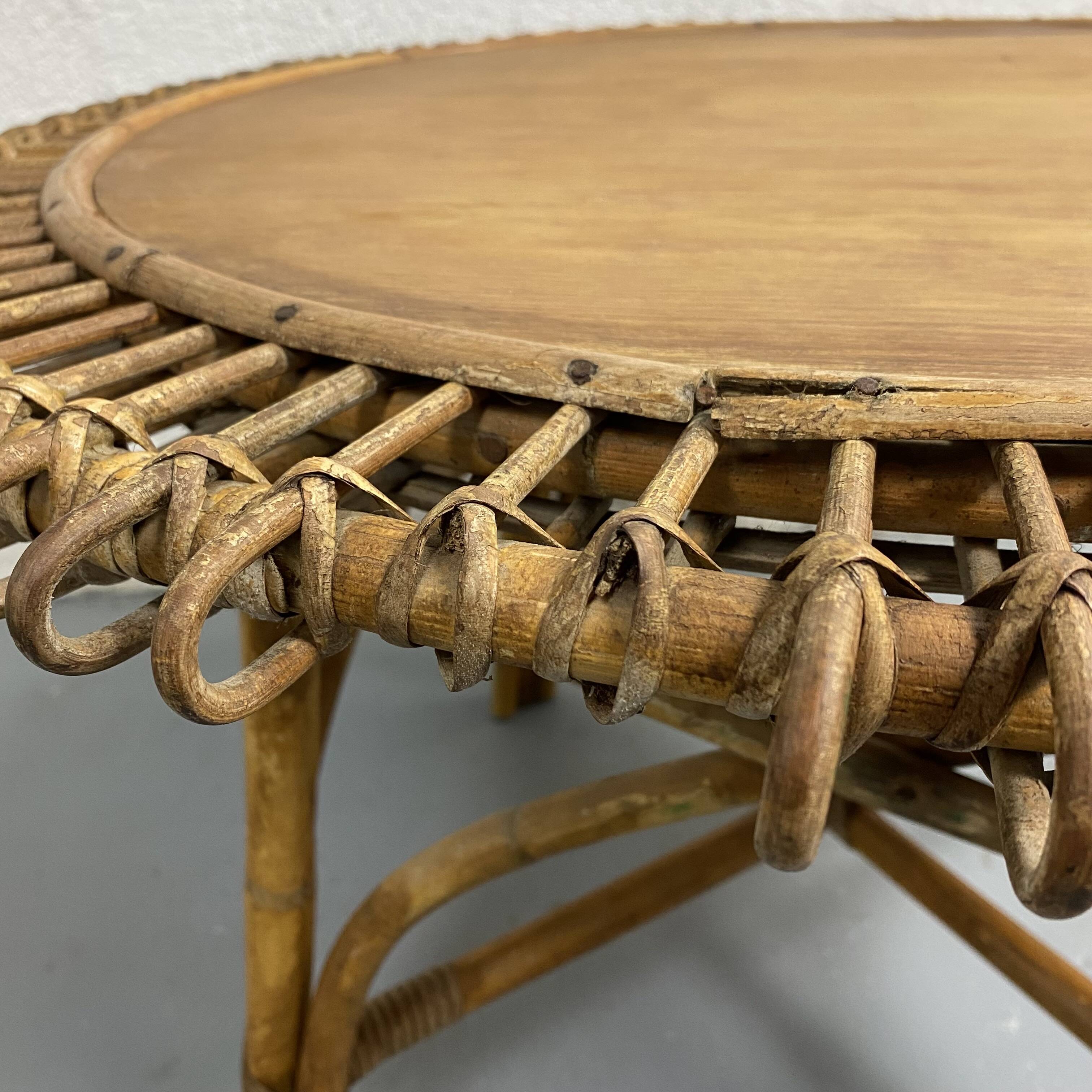 Rattan sun coffee table