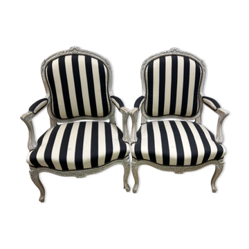 2 fauteuils de style Louis XV
