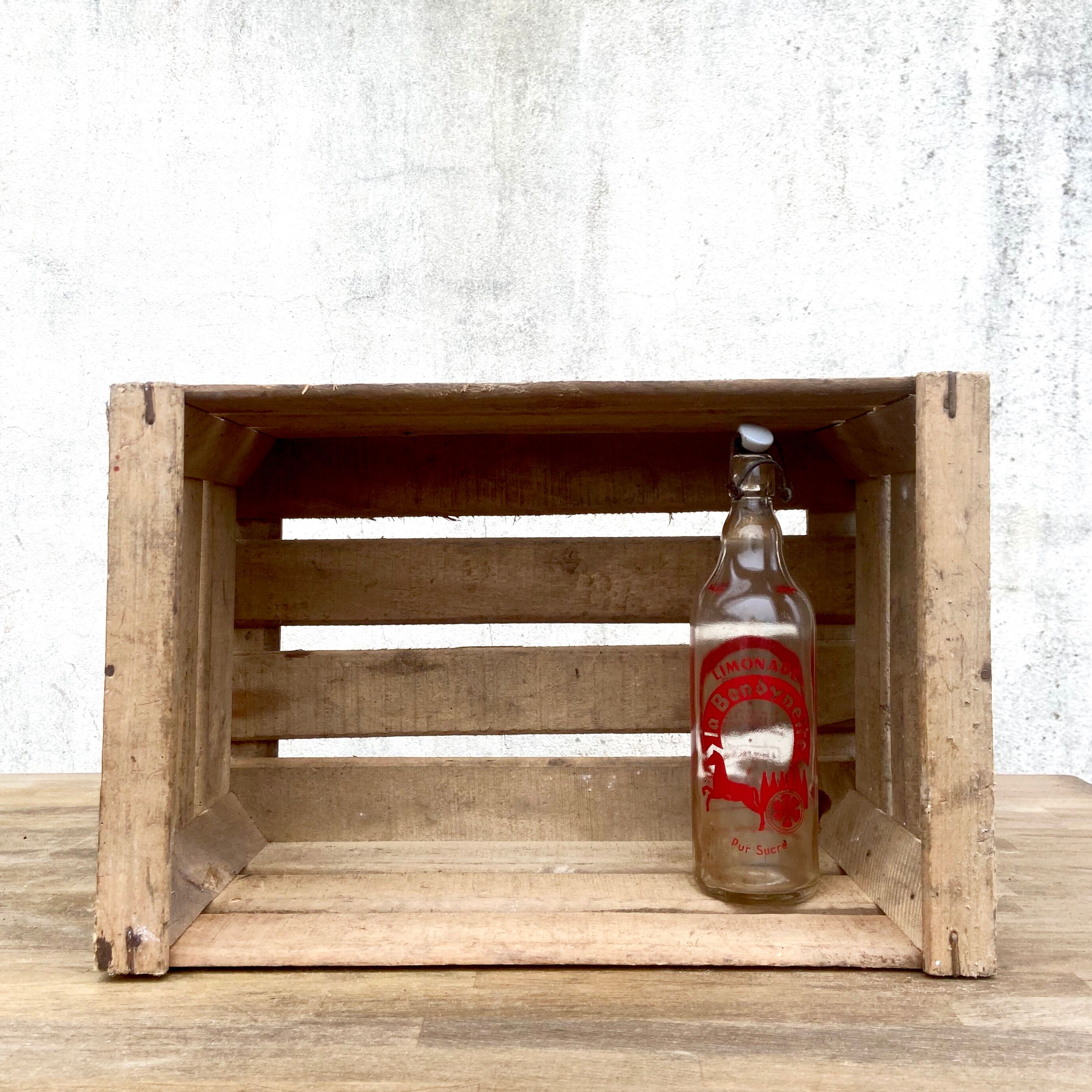 Locker vintage wooden box