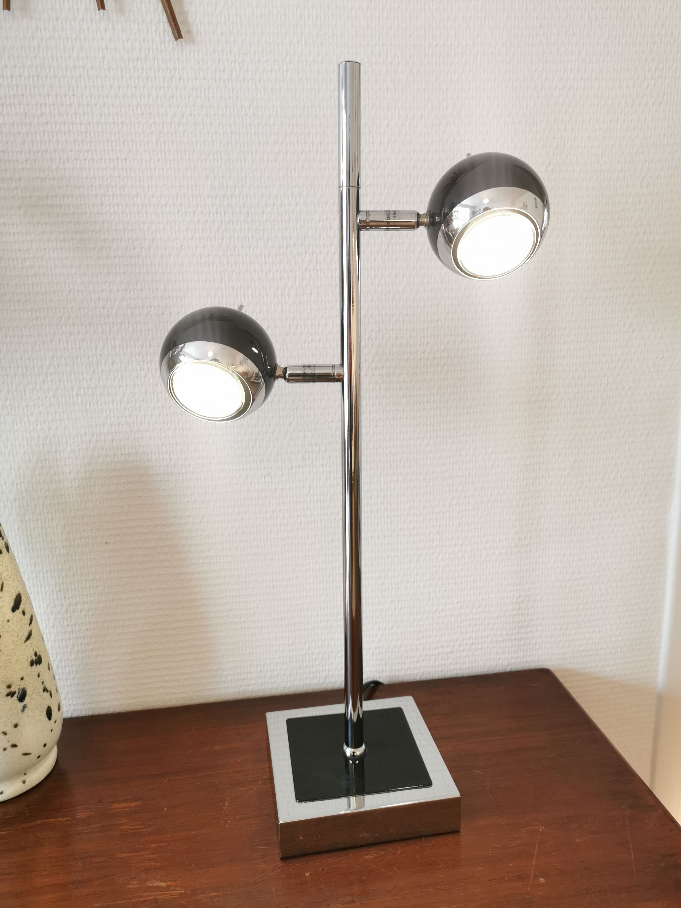 Vintage eyeball lamp Seylumière Hary