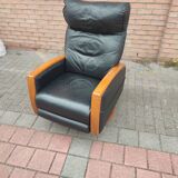 Luxury lusch vintage leather armchair