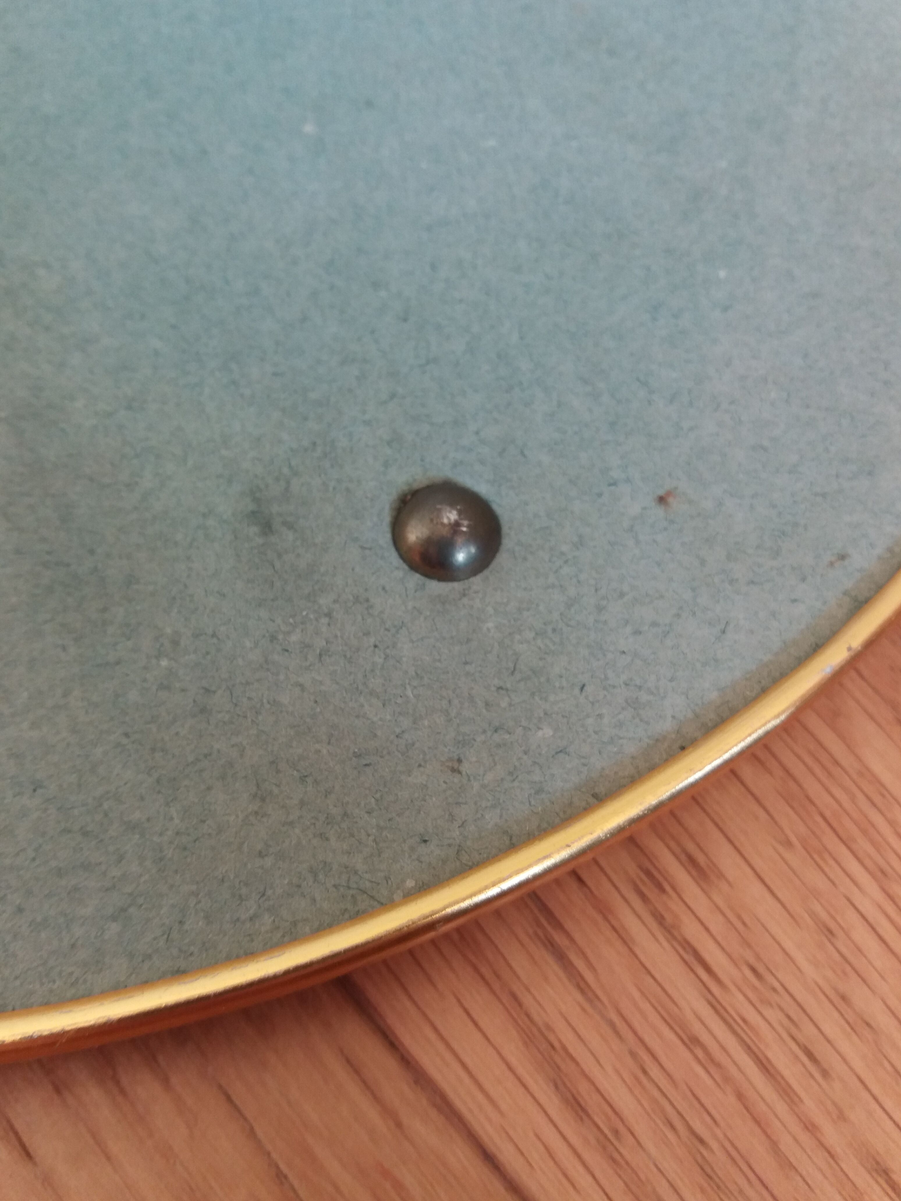 Gold round mirror top