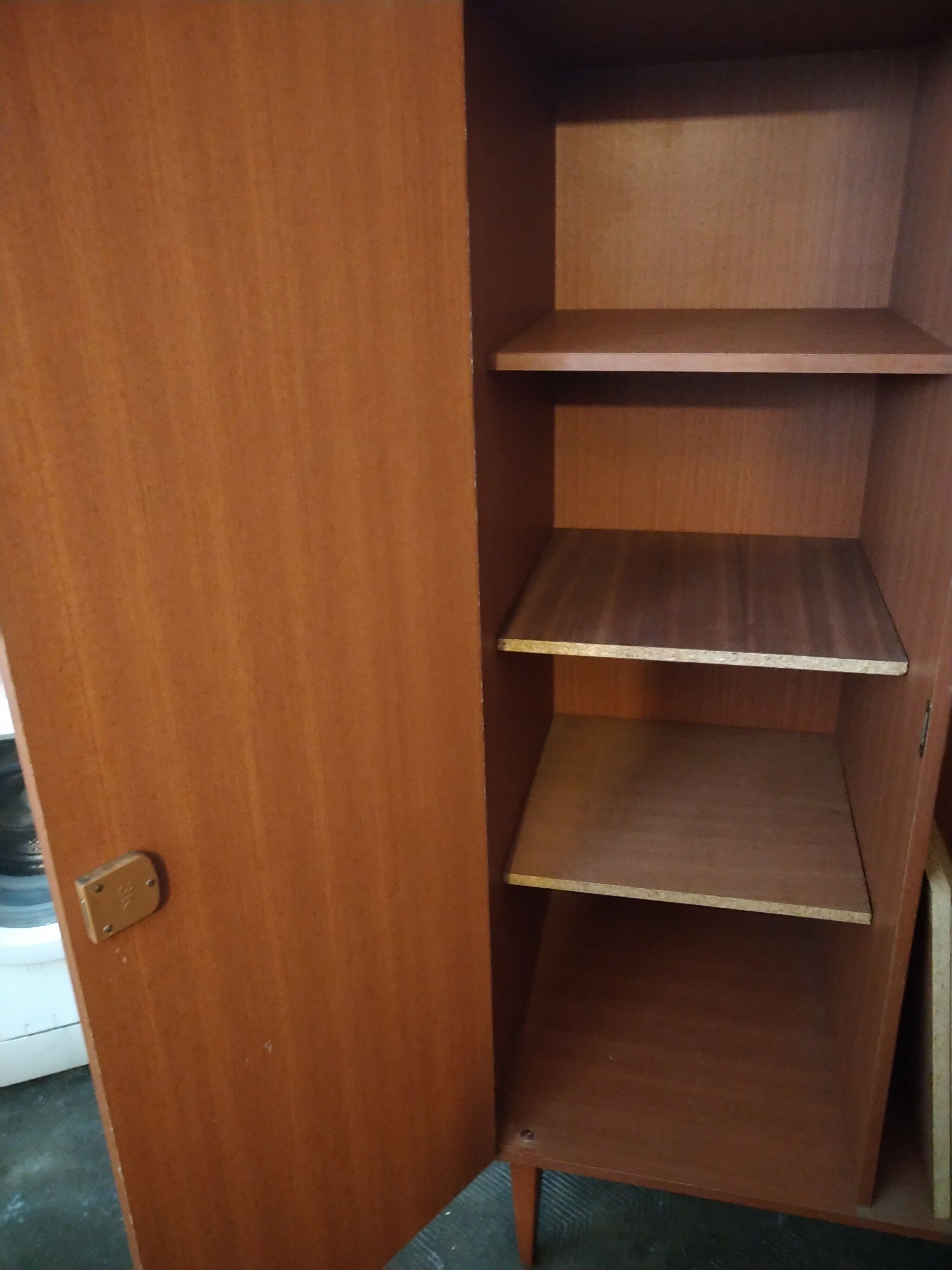 Armoire vintage seventies