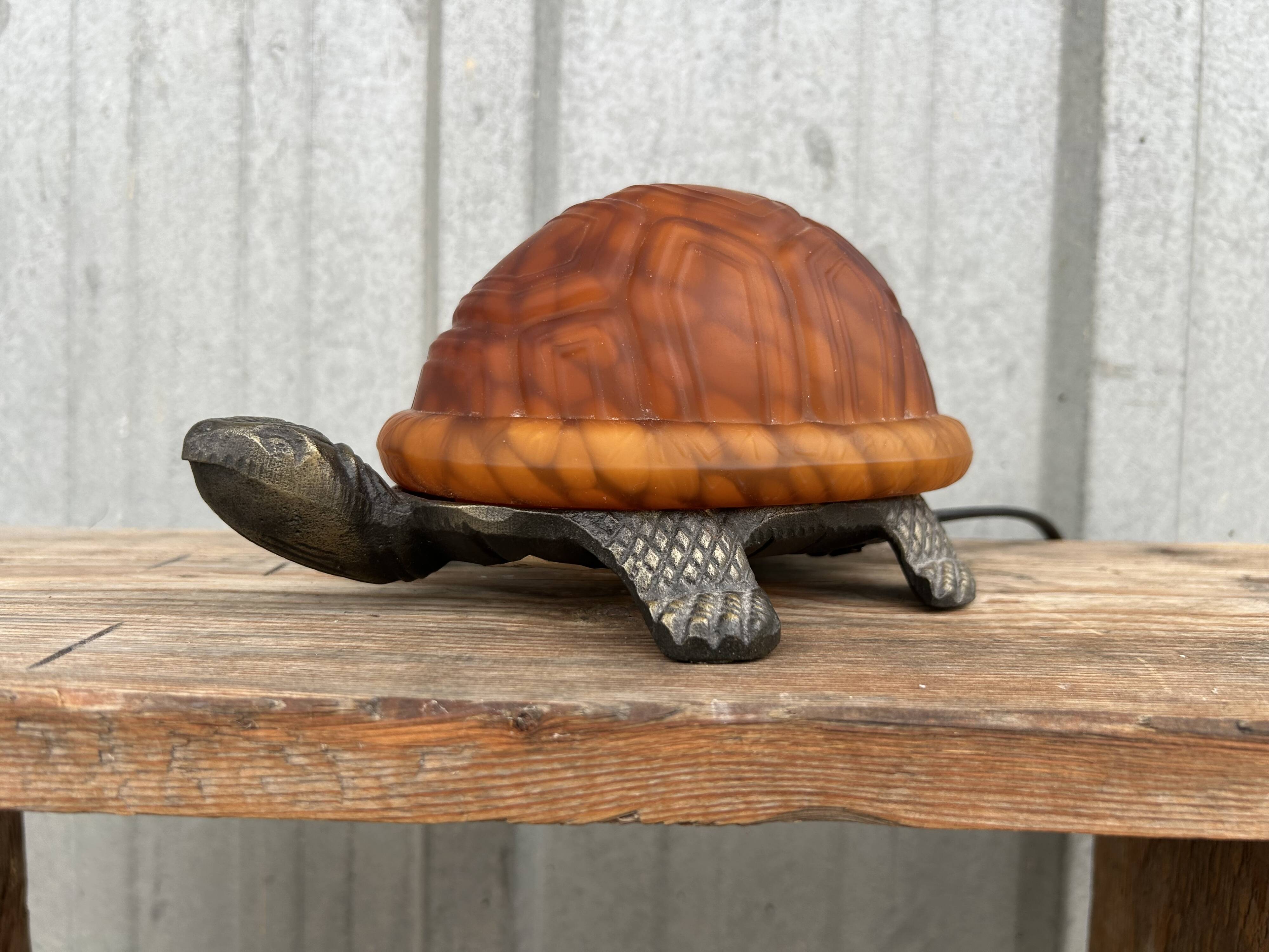 Lampe tortue bronze et pâte de verre
