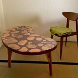 Coffee table, 70s design, Artist: "Vino Di Travolta", wood and resin