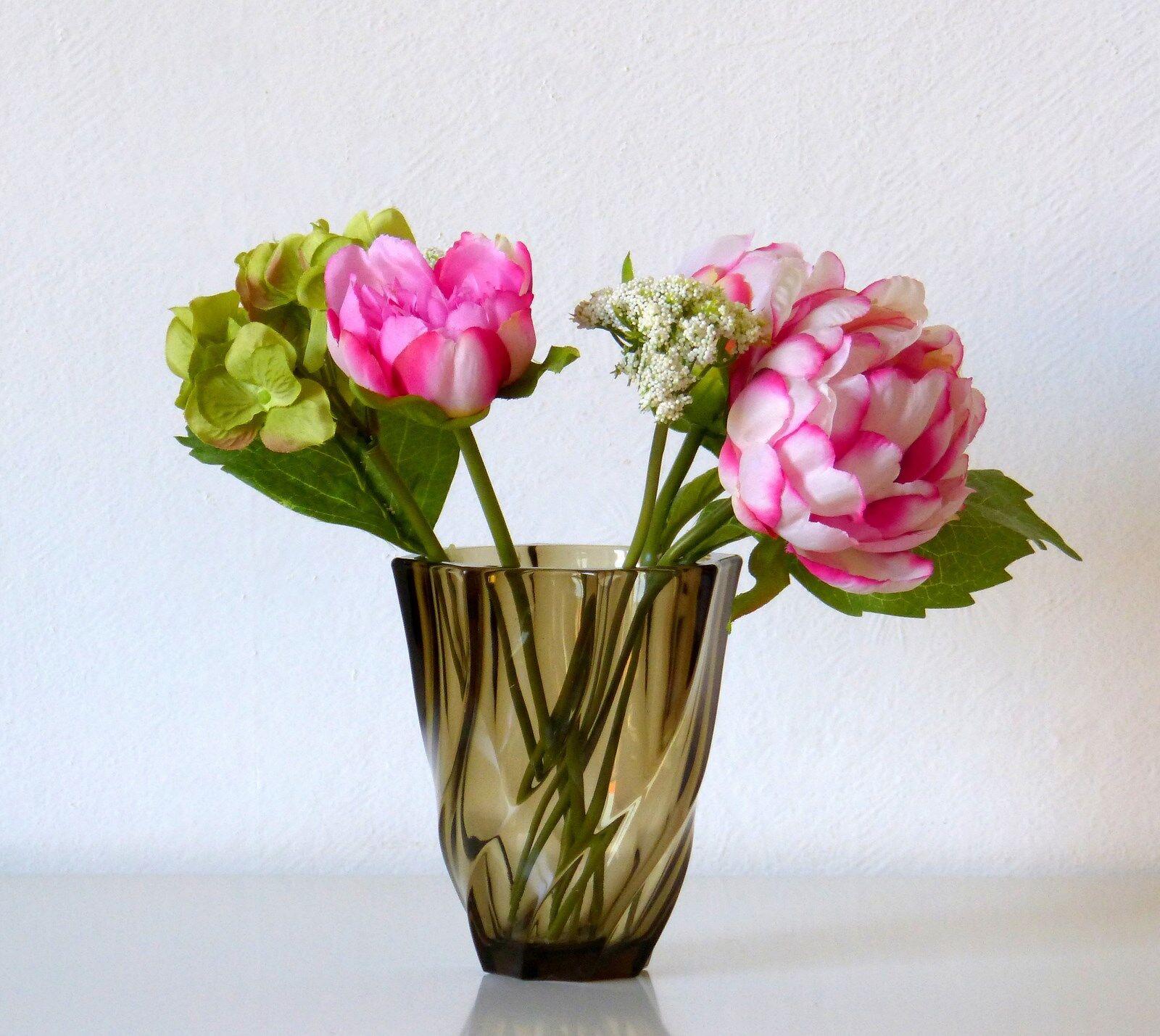 Vintage 70's brown glass vase