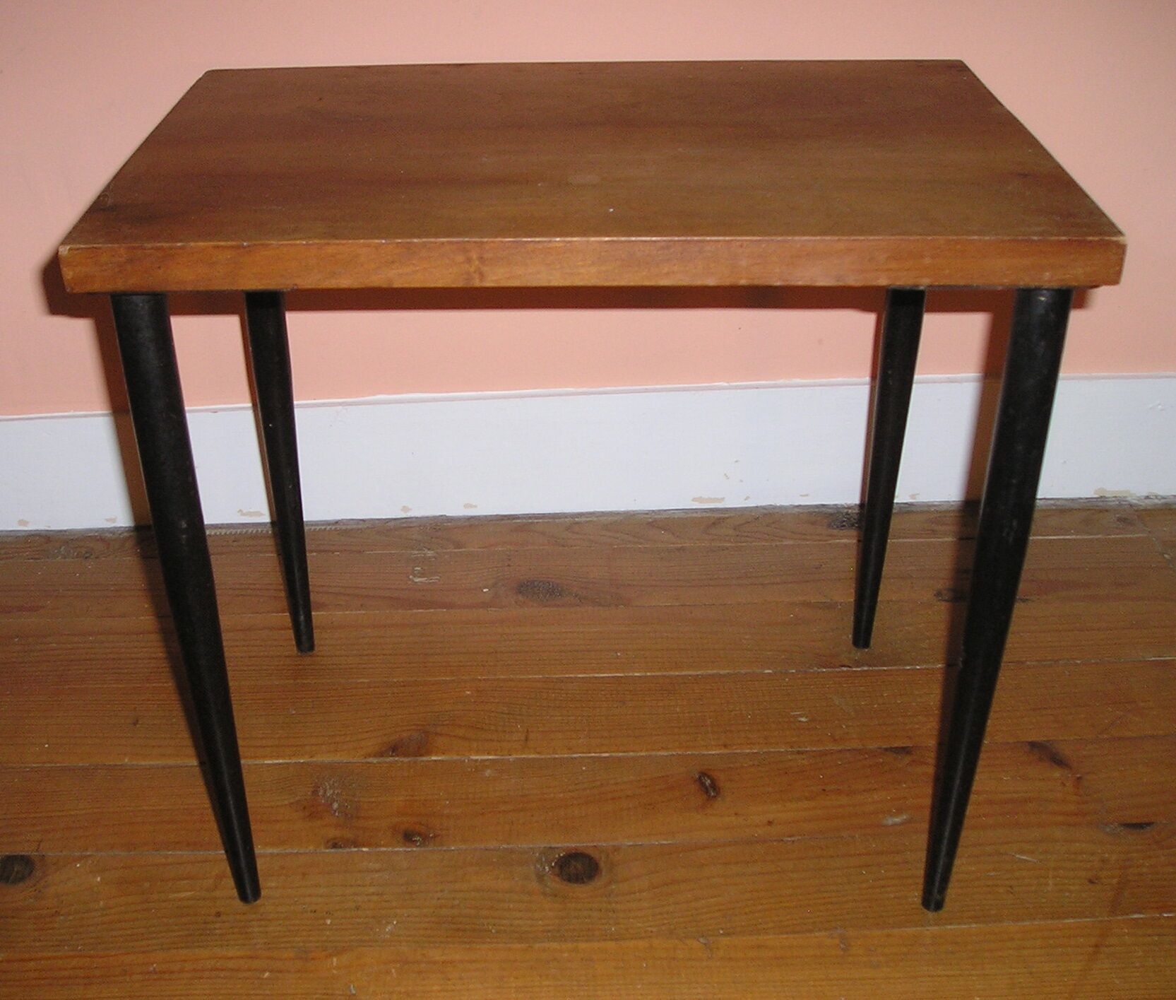 Metal wood sofa tip from the 1960s