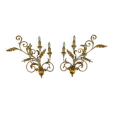 Pair of large floral wall lamps in gilded and lacquered metal. Italy 1960s