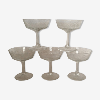 Champagne cups