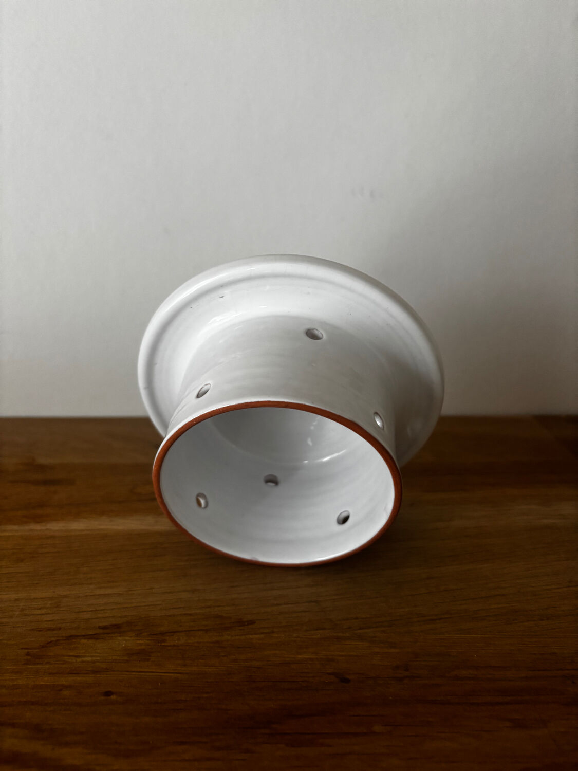 Water butter dish with raised fruits