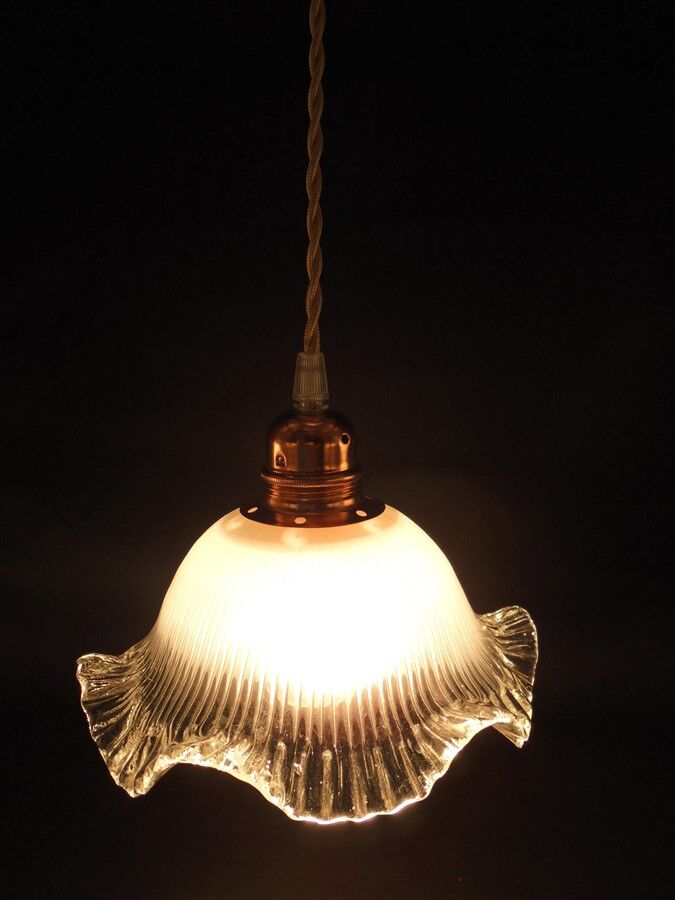 Glass hanging lamp
