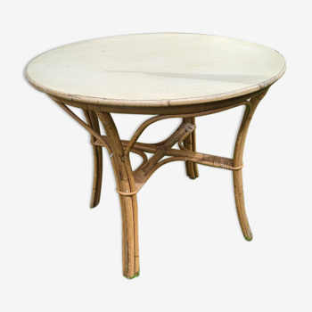 Rattan round table
