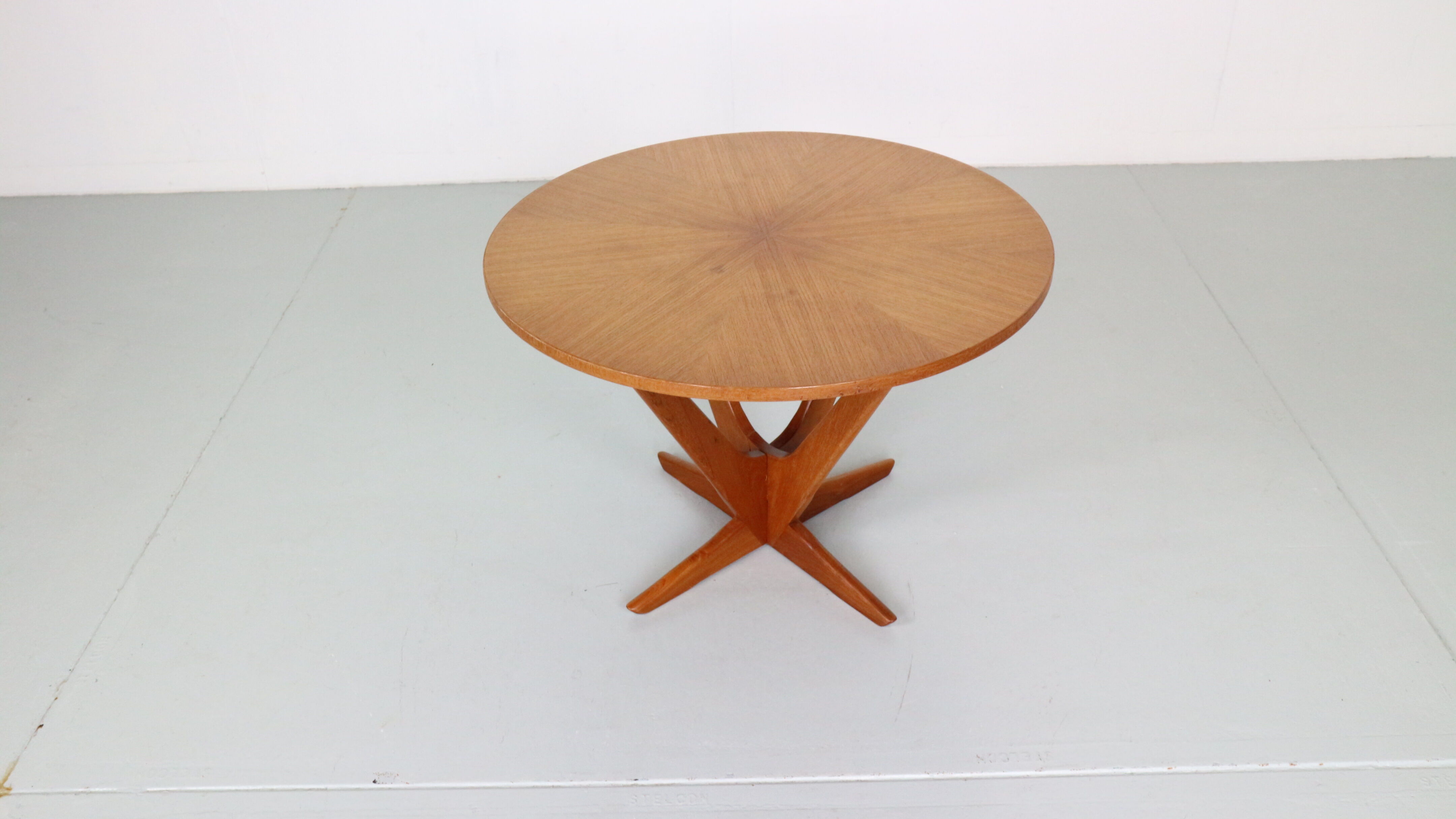 Søren Georg Jensen  Teak Round Coffee Table for Kubus, 1960 Denmark