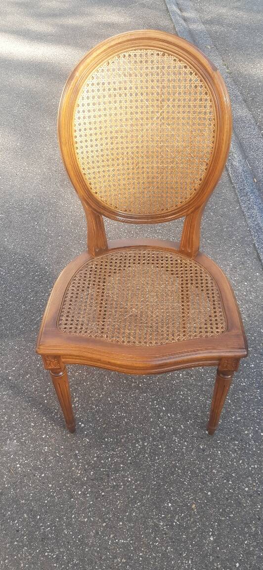 Set of 6 Louis XVI style medallion chairs