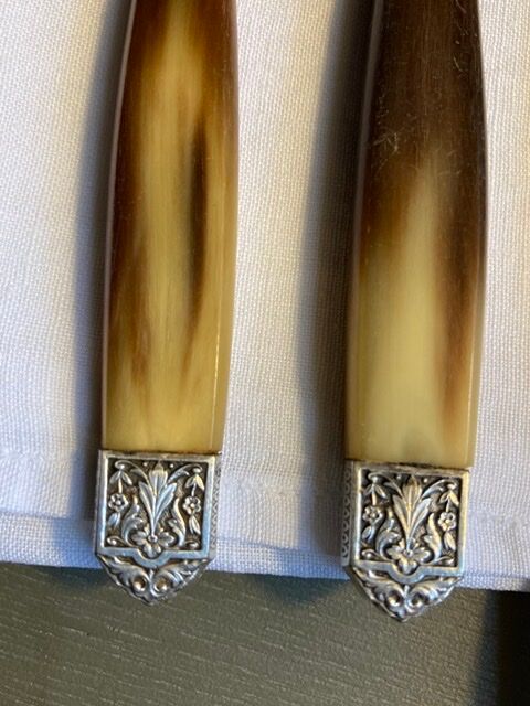 Lot of horned cheese knives