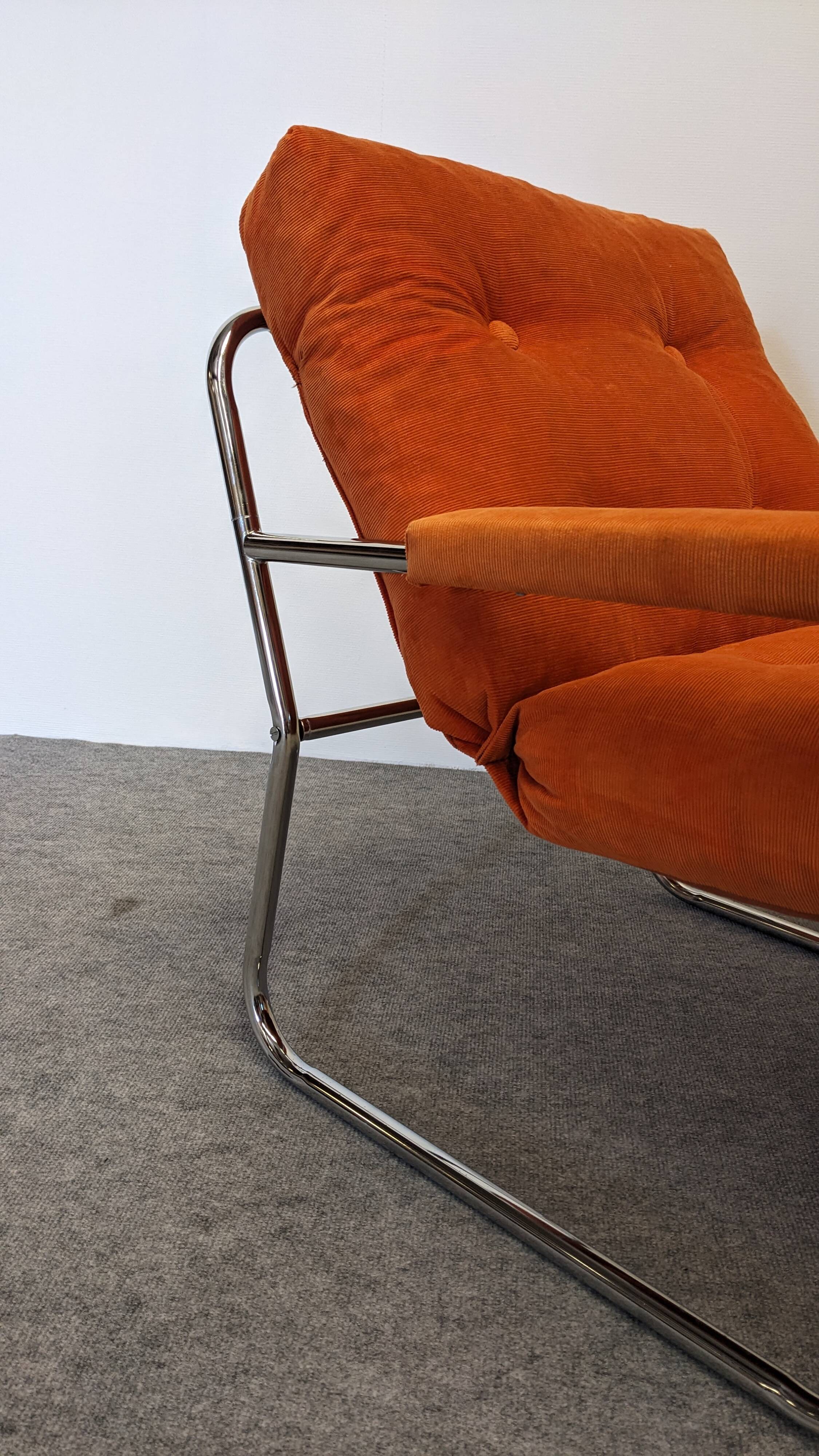 Space age tubular armchair from the 60s/70s