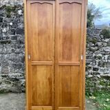 Parisian wardrobe with sliding doors