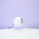Lampe de table en cube avec sphère en métal