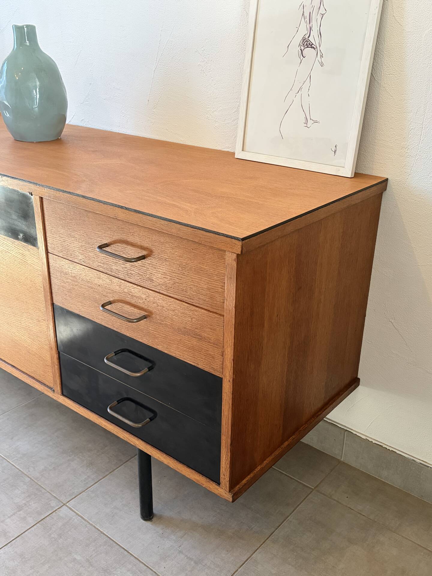 Vintage enfilade Claude Vassal