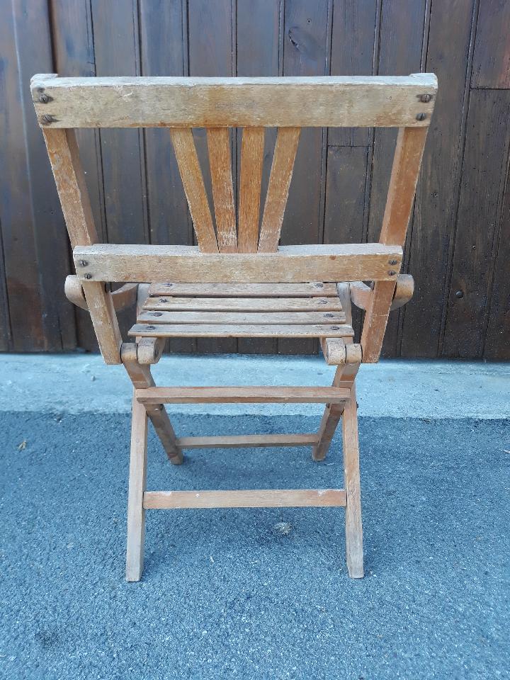 Foldable chair