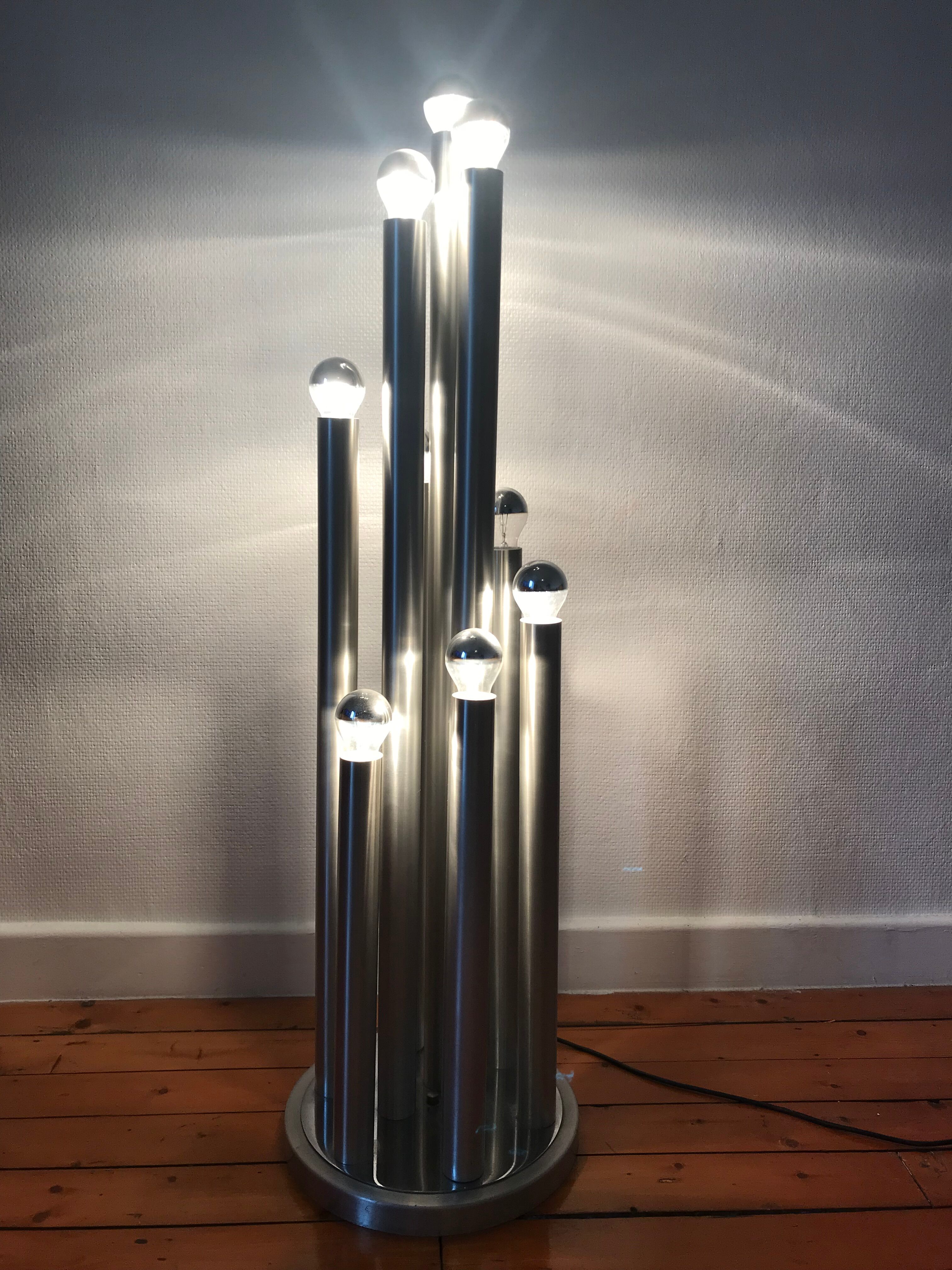 Organ floor lamp circa 1970