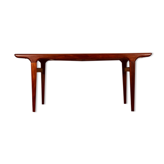 Mid-Century Danish dining table by Johannes Andersen