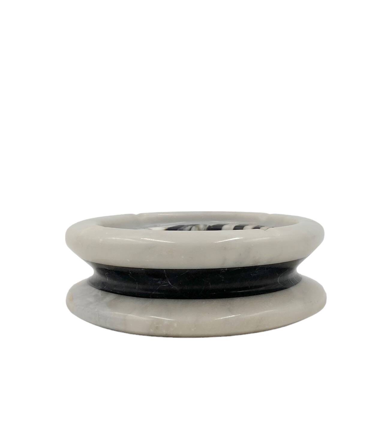 Black and white marble inlays ashtray, Casigliani Italy, 1970s
