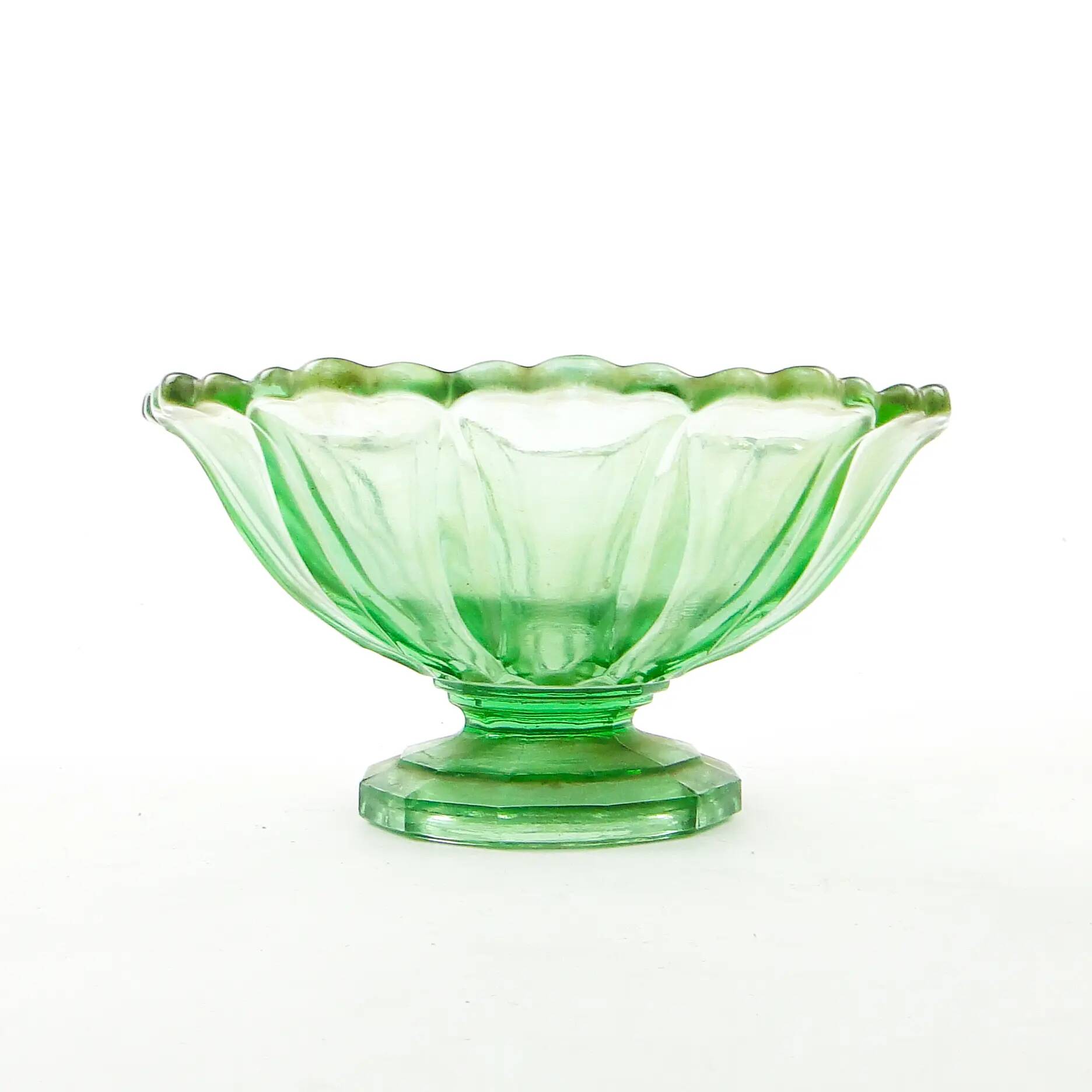 Bol à fruits, moderne du milieu du siècle, verre turquoise, Ząbkowice, Pologne, années 1950