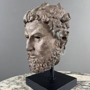 Sculptural bust in bronze on a base, 20th century