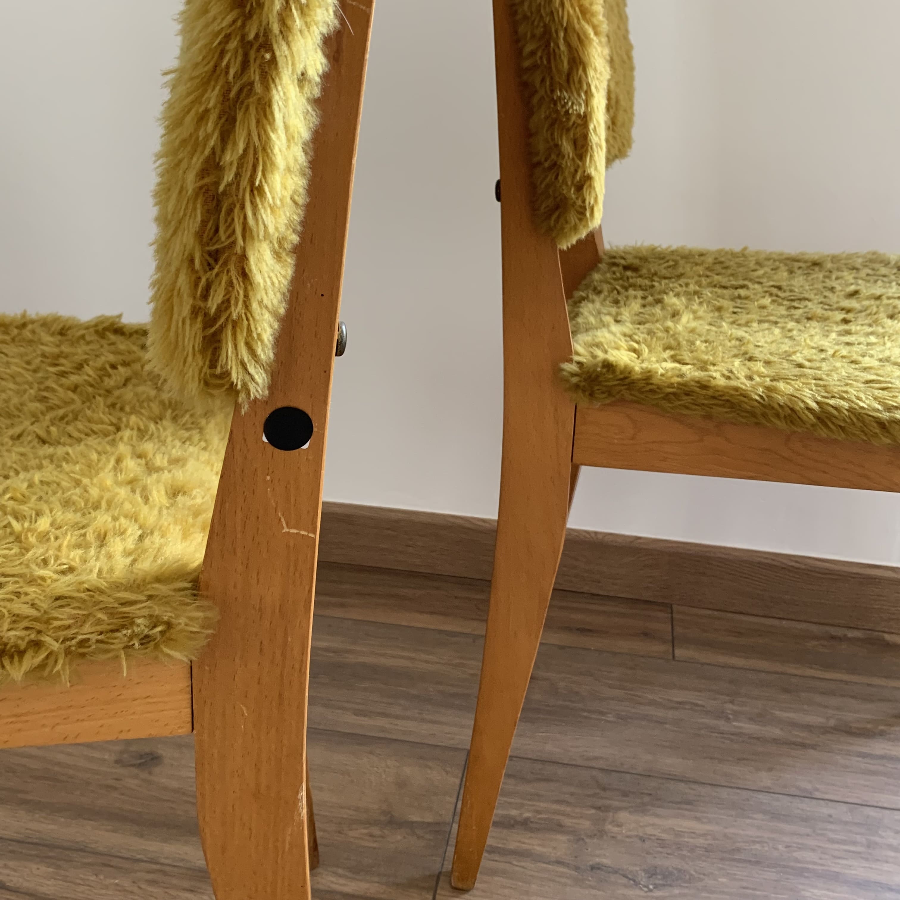 2 yellow moumoute chairs