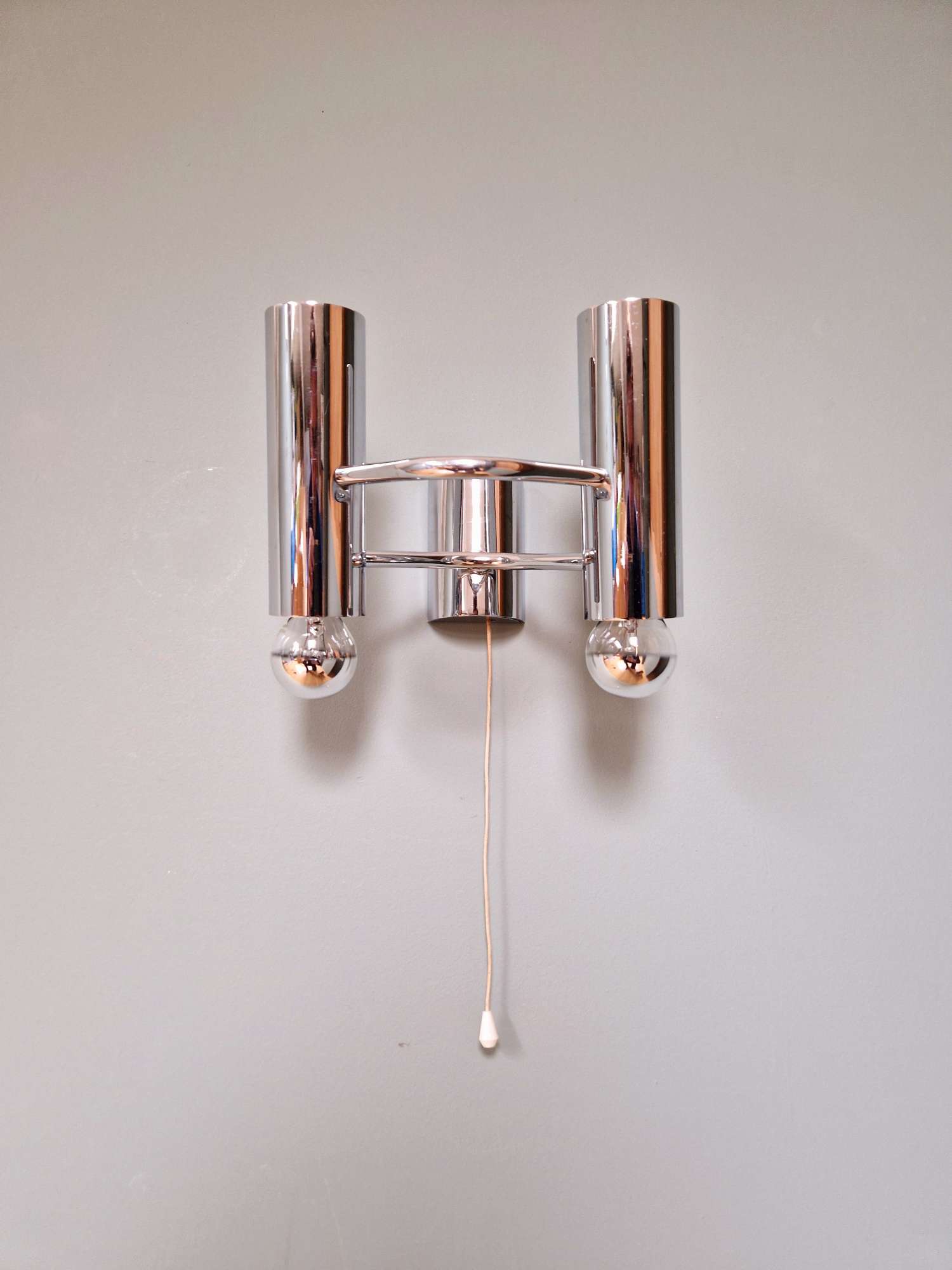 Double wall light in chrome metal, Gaetano Sciolari, 1970.