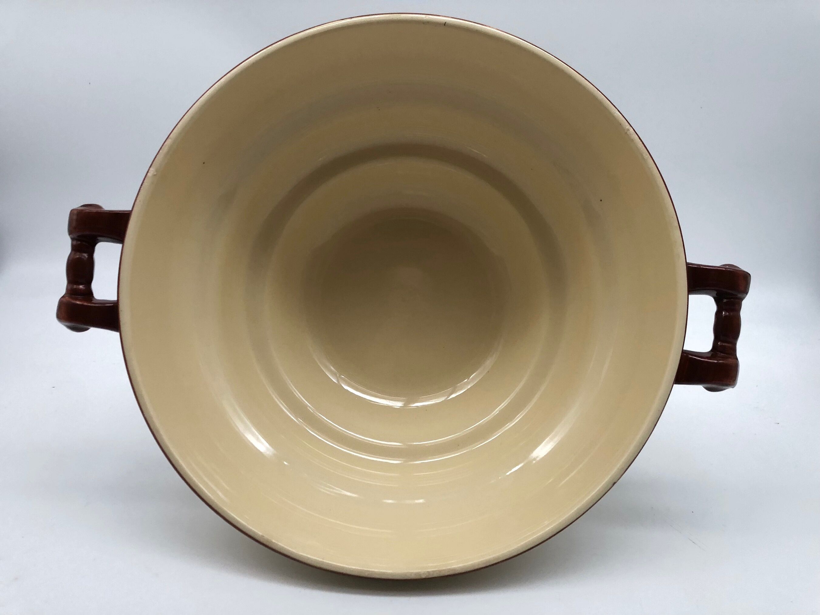 Earthenware tureen "Longchamp – France", Colmar model