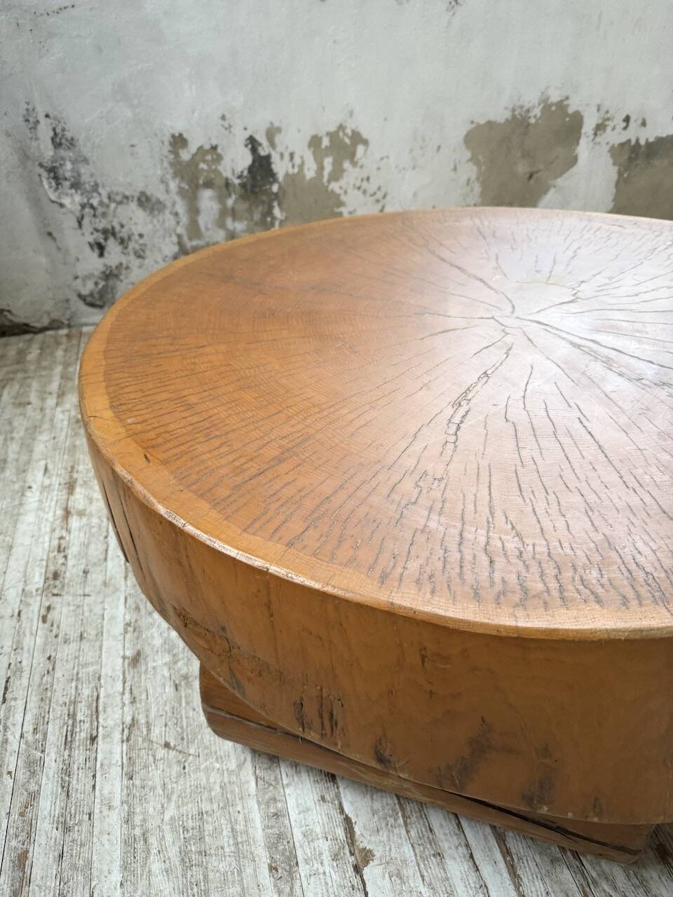 Brutalist coffee table "round log" XL
