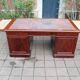 Bureau à caisson d'époque Louis Philippe en acajou du 19e siècle