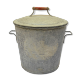 Zinc laundry pot