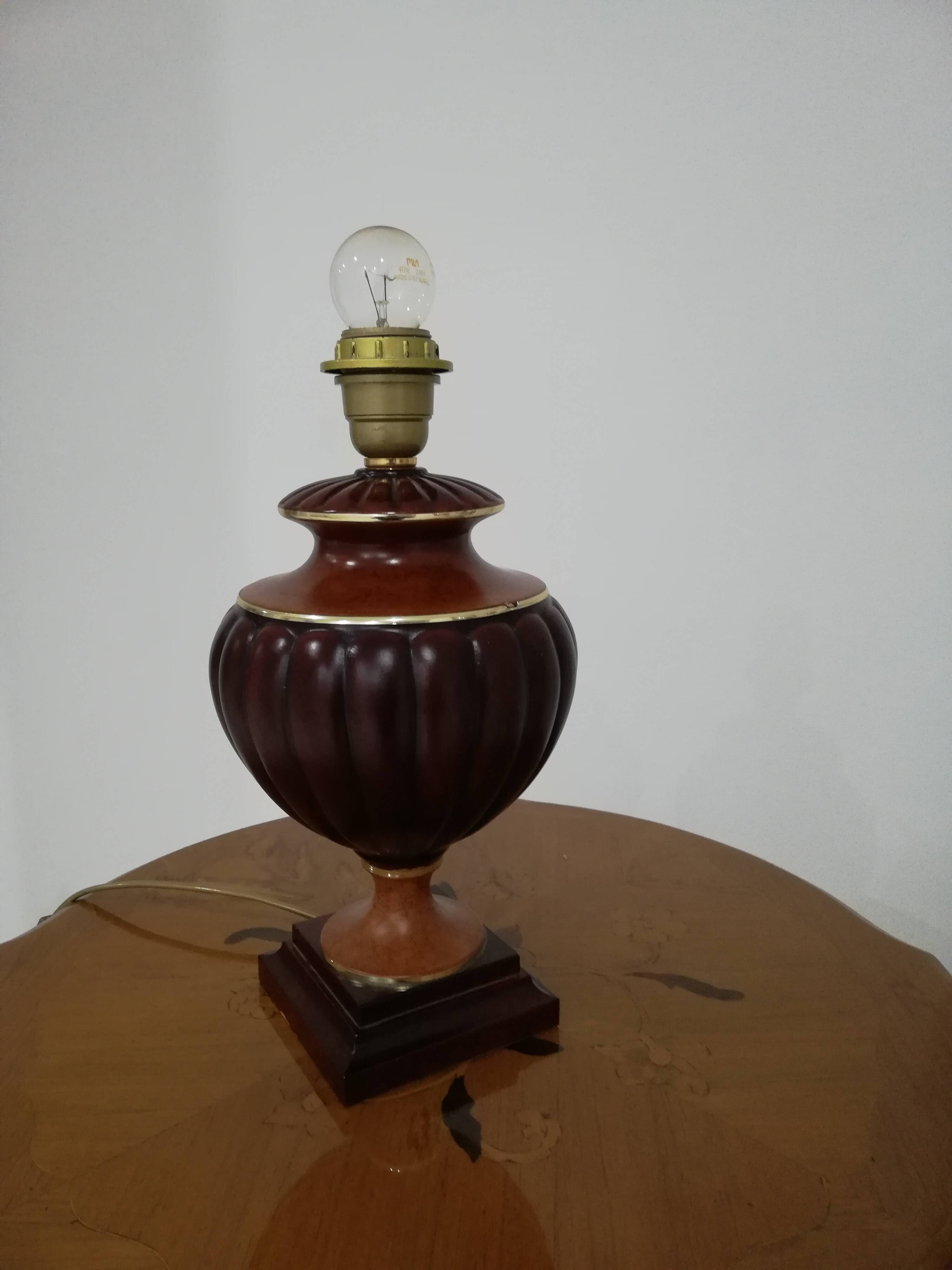 Lampe à poser  de marque "Lancel" sans abat-jour des année 80.