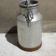 Pot a milk large model iron base