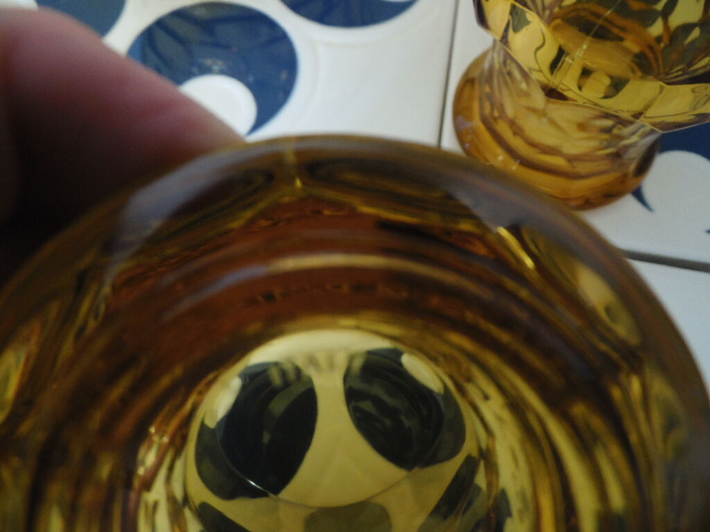 Amber glass orangeade service