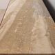 Buffet vintage années 40 en bois bas-reliefs en laiton et marbre design italien